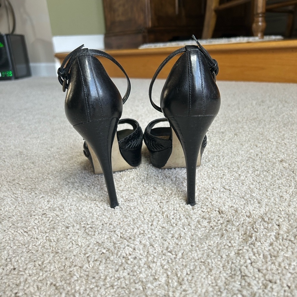 Guess black platform heels - Picture 5 of 9